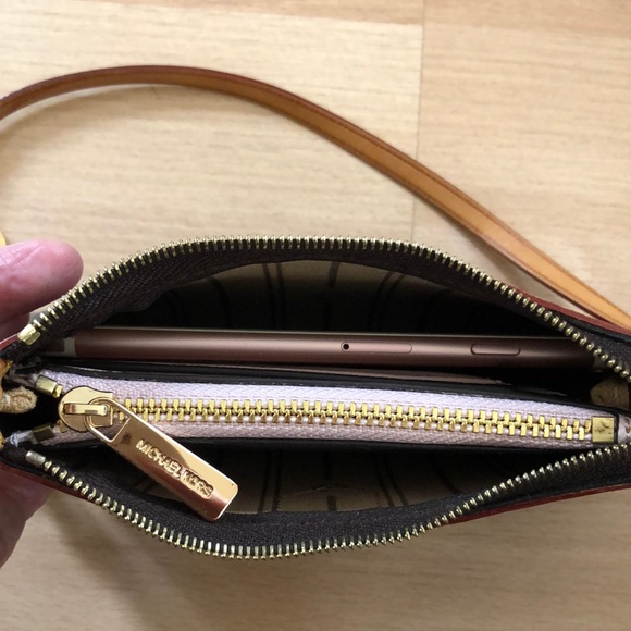 🌸🌸VINTAGE🌸🌸Louis Vuitton Delightful Mini POCHETTE + Bag Charm - Picture 3 of 16